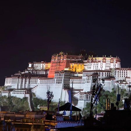 Shambhala Palace Hotel Lhasa Dış mekan fotoğraf