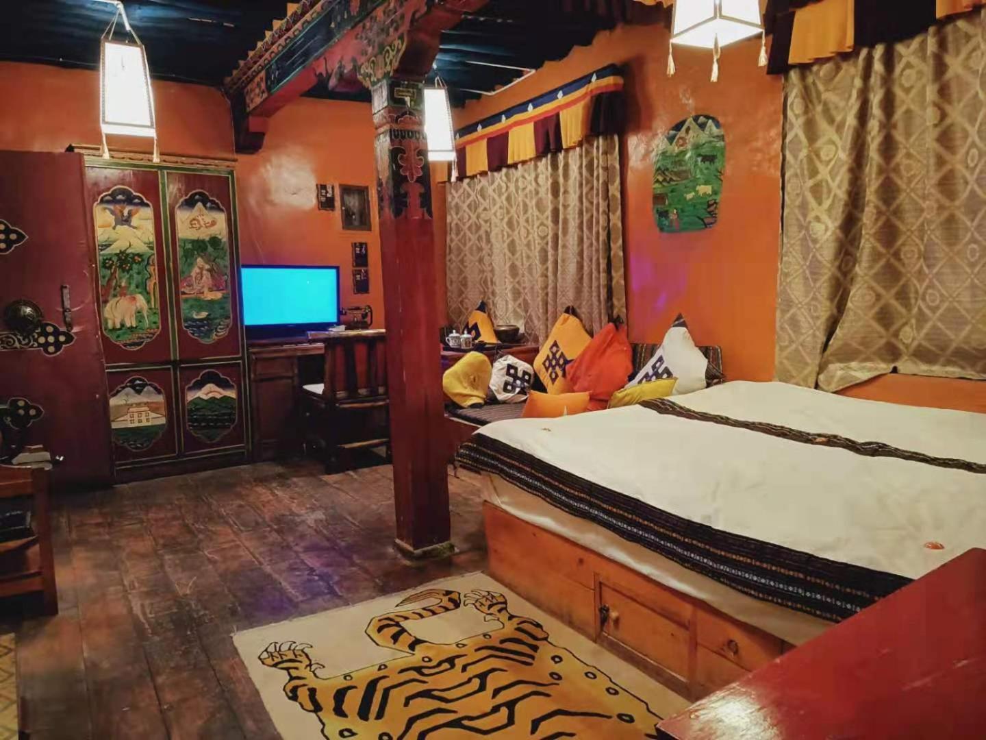Shambhala Palace Hotel Lhasa Dış mekan fotoğraf