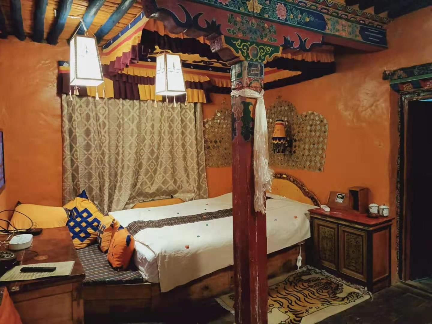 Shambhala Palace Hotel Lhasa Dış mekan fotoğraf