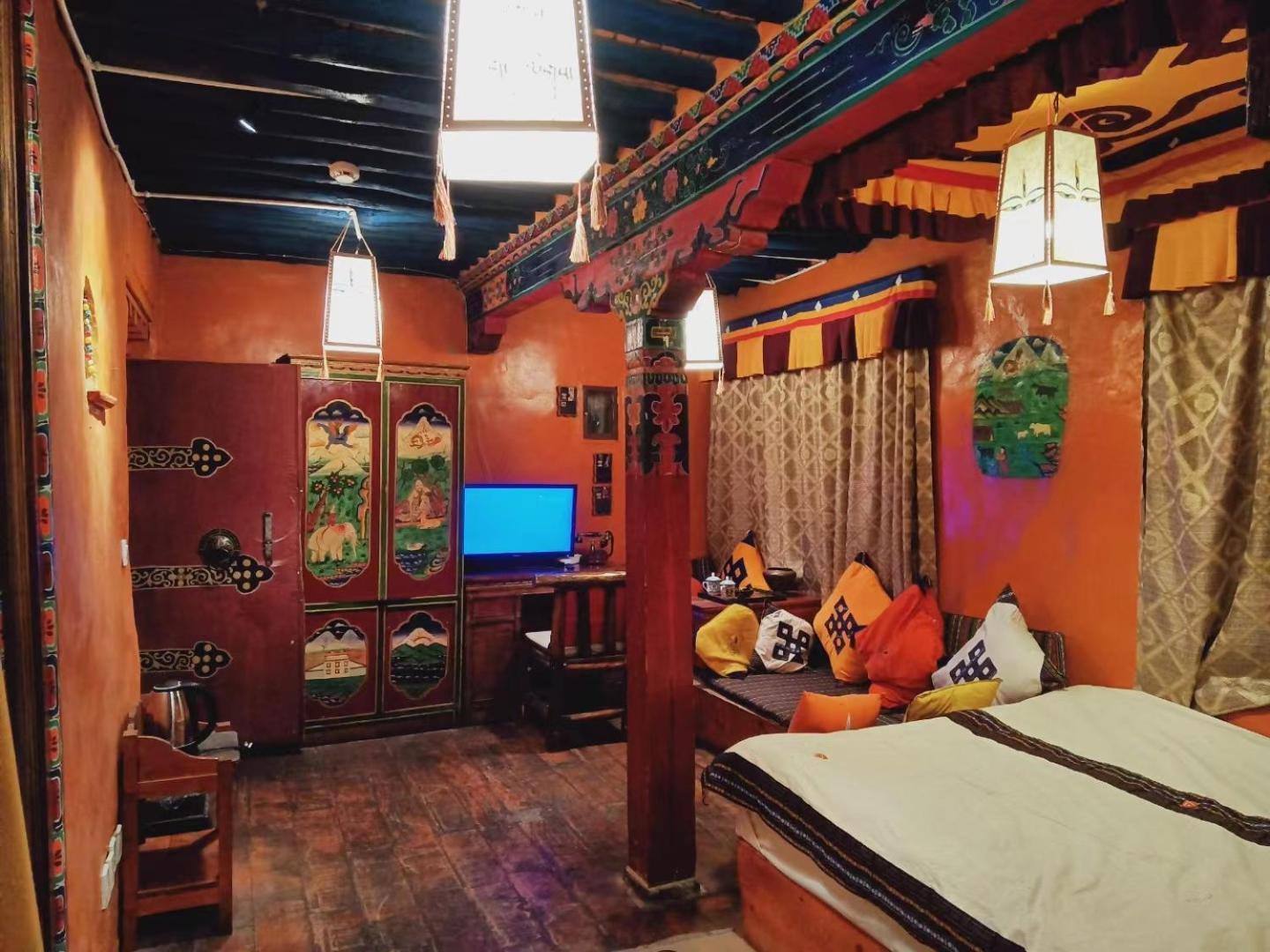 Shambhala Palace Hotel Lhasa Dış mekan fotoğraf
