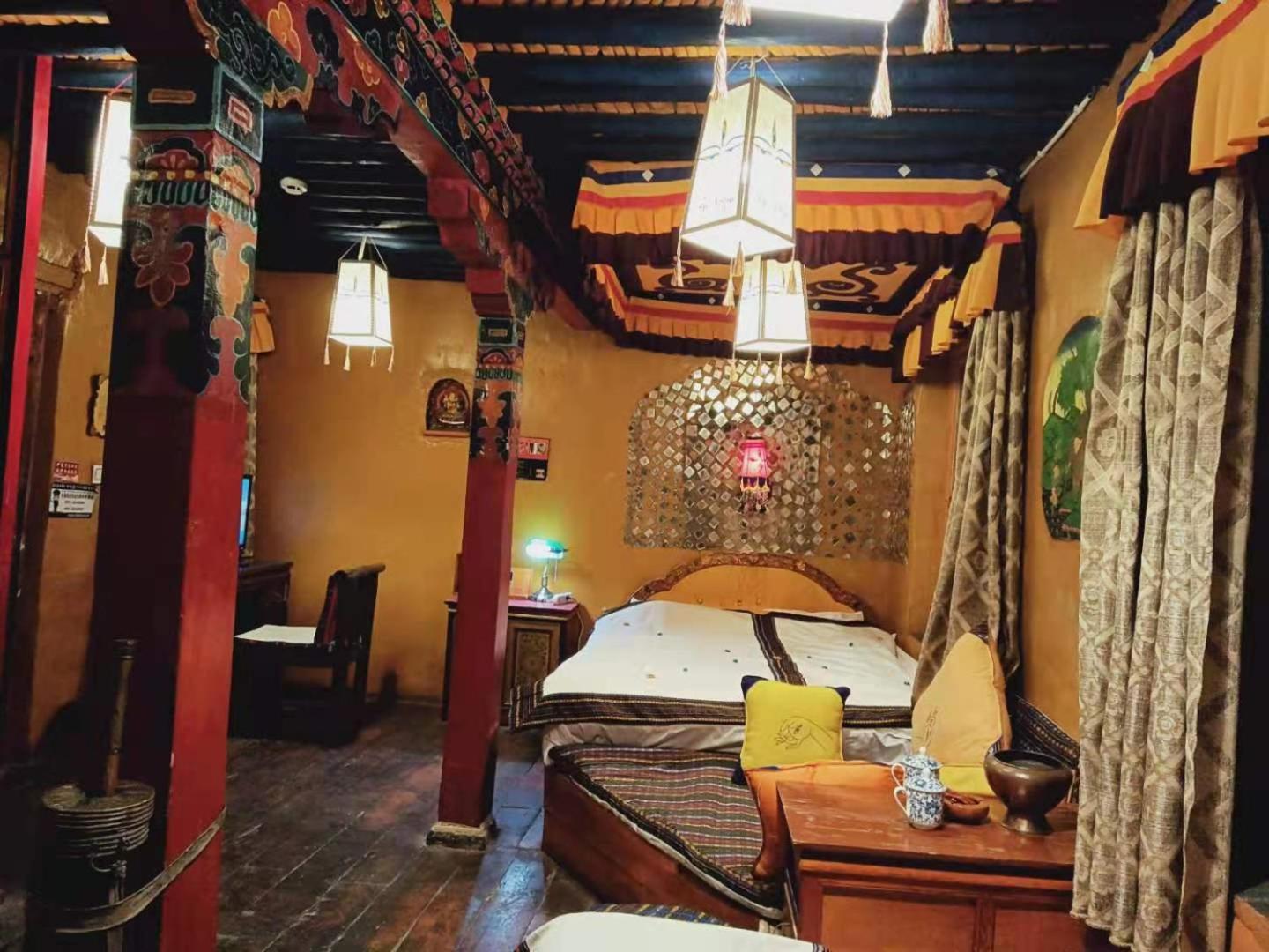 Shambhala Palace Hotel Lhasa Dış mekan fotoğraf