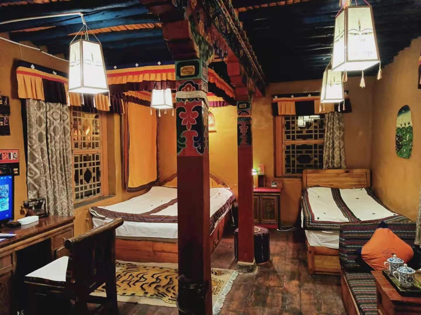 Shambhala Palace Hotel Lhasa Dış mekan fotoğraf