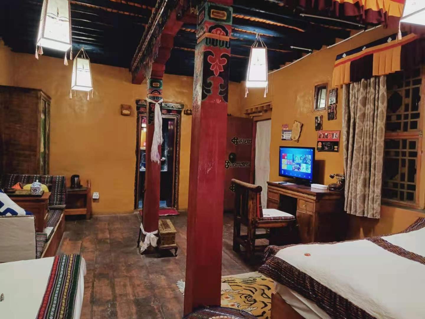 Shambhala Palace Hotel Lhasa Dış mekan fotoğraf