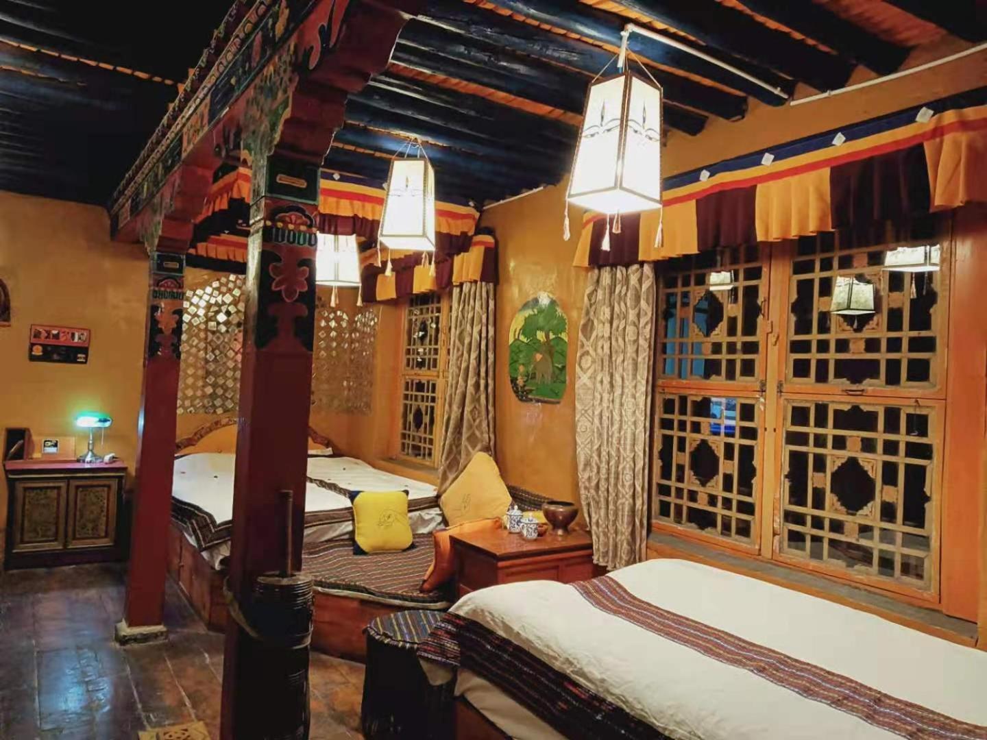 Shambhala Palace Hotel Lhasa Dış mekan fotoğraf
